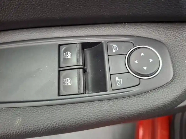 Renault Clio tce 90 — photo 32