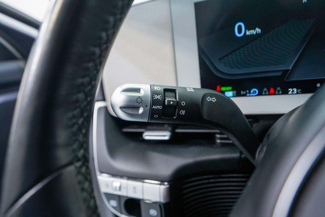 Hyundai Ioniq 5 — photo 23