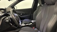 Peugeot 2008 1.2 PureTech 130ch S&S GT EAT8 — photo 12