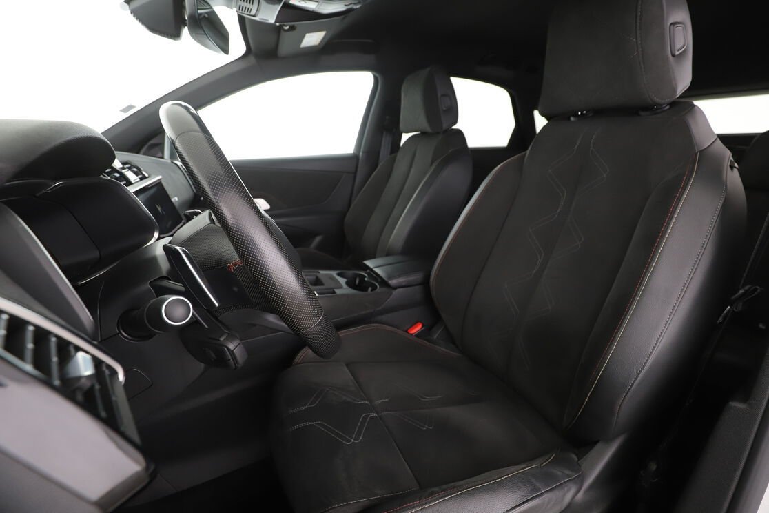 DS Automobiles DS7 Crossback 2.0 Blue-HDi Performance Line + Automatique — photo 9