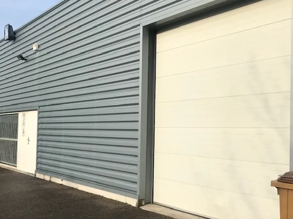 LOCAL COMMERCIAL à louer