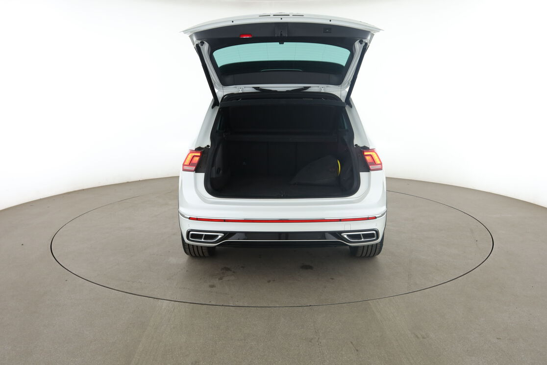 Volkswagen Tiguan 1.4 eHybrid R-Line DSG6 — photo 15