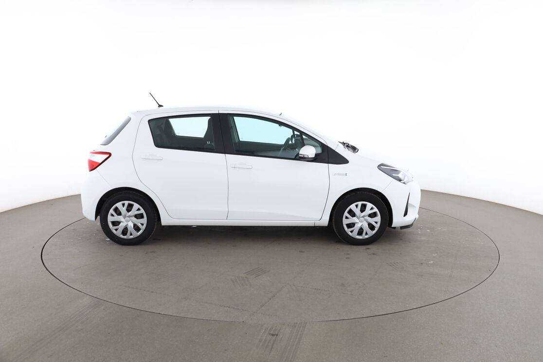 Toyota Yaris 1.5 Hybrid France — photo 6