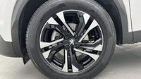 Peugeot 2008 1.5 BlueHDi 100ch S&S Allure — photo 11