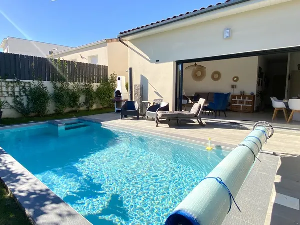 Villa contemporaine avec piscine – Nissan-lez-Enserune (34440)