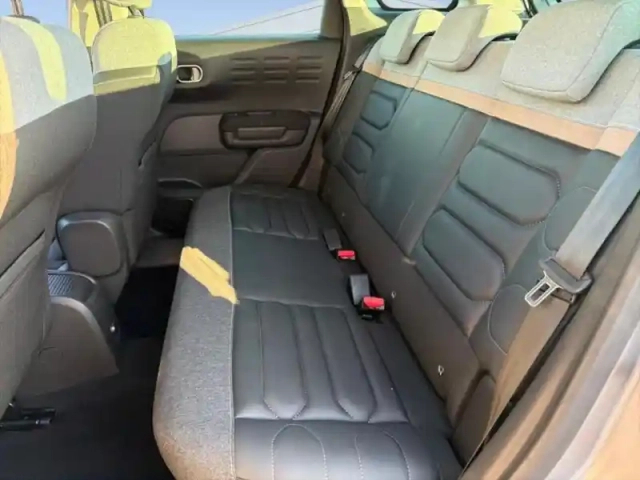 Citroën C3 Aircross puretech 130ch s&amp;s shine eat6 — photo 10