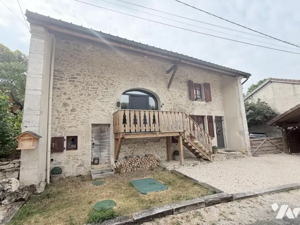 Maison 7 pièces 250 m²