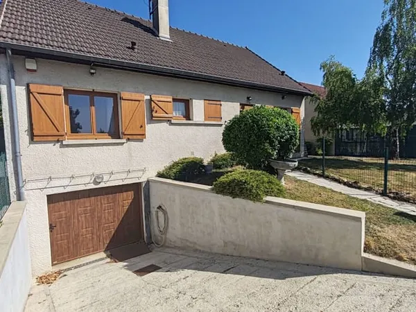 Maison 5 pièces 140 m²