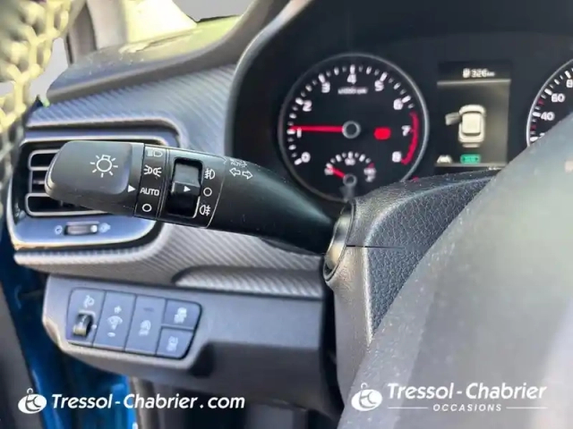 Kia Stonic 1.0 t-gdi 120 ch mhev bvm6 gt line — photo 17