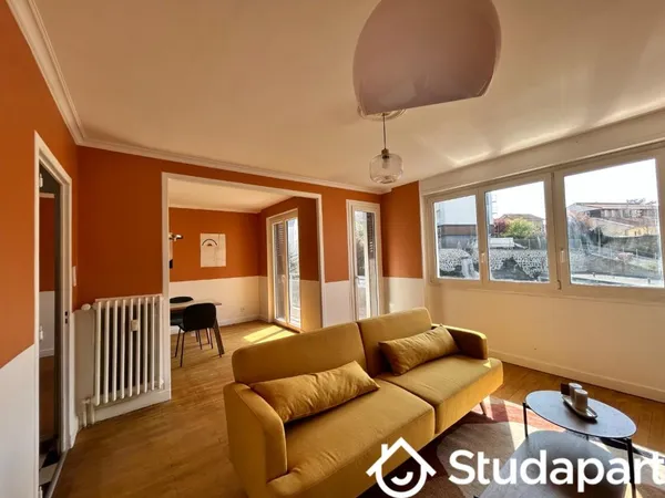 Chambre dans une colocation de 12m2