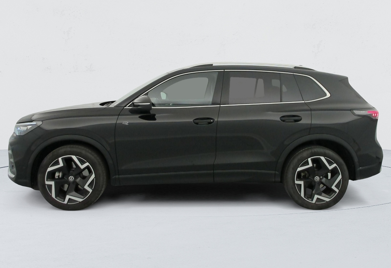 Volkswagen Tiguan — photo 2