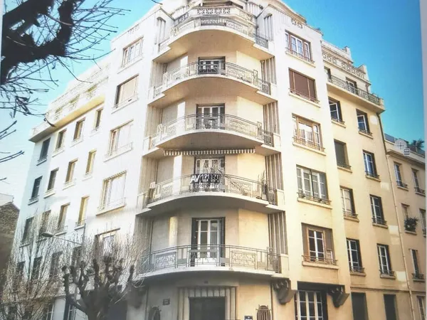 Appartement 5 pièces 171 m²