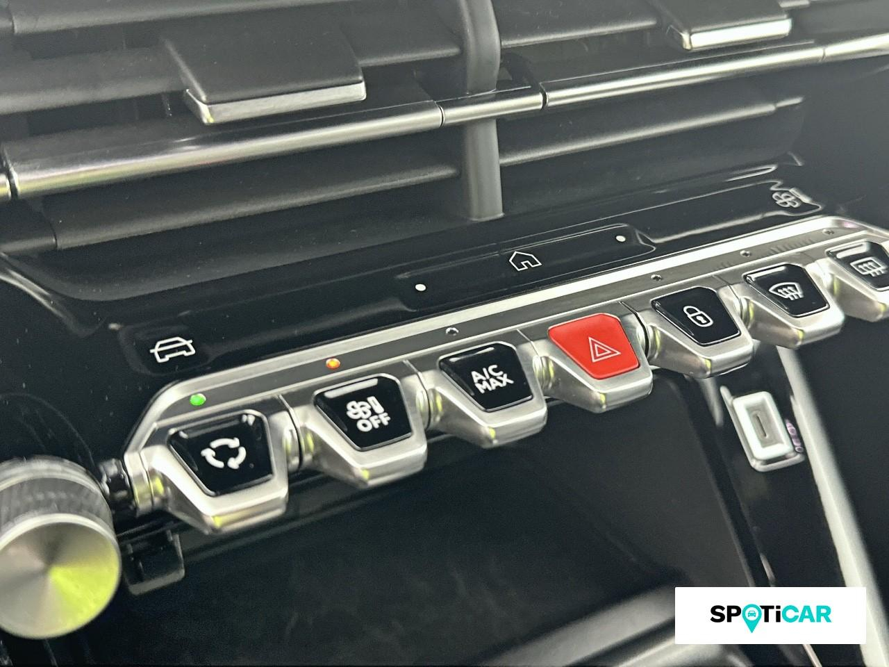 Peugeot 2008 e-2008 156ch 54 kwh allure — photo 15