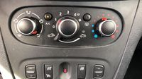 Dacia Sandero 0.9 TCe 90ch Stepway — photo 17