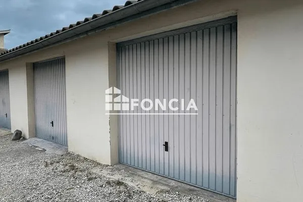 Parking 10 m²