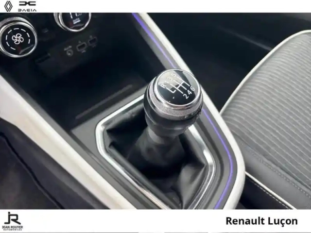 Renault Clio 1.0 tce 90ch techno — photo 6