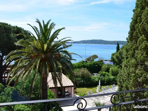 VILLA - Hotel* 17 chambres - Piscine - Restaurant - Parking - murs & fond st tropez - grimaud