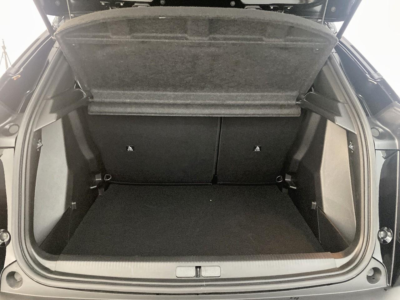 Peugeot 2008 hybrid 145 ch e-dcs6 allure — photo 6
