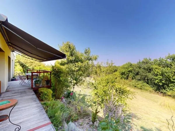 Maison 3 pièces 98 m²
