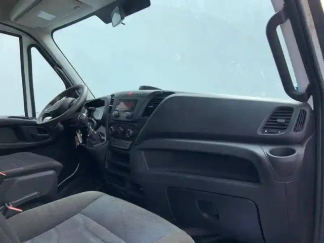 Iveco Daily dble cab 35 c 14s emp 4100 qua — photo 7