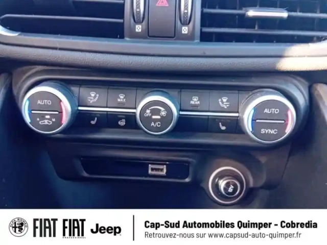 Alfa Romeo Giulia 2.0 tb 200ch ti at8 my21 — photo 15