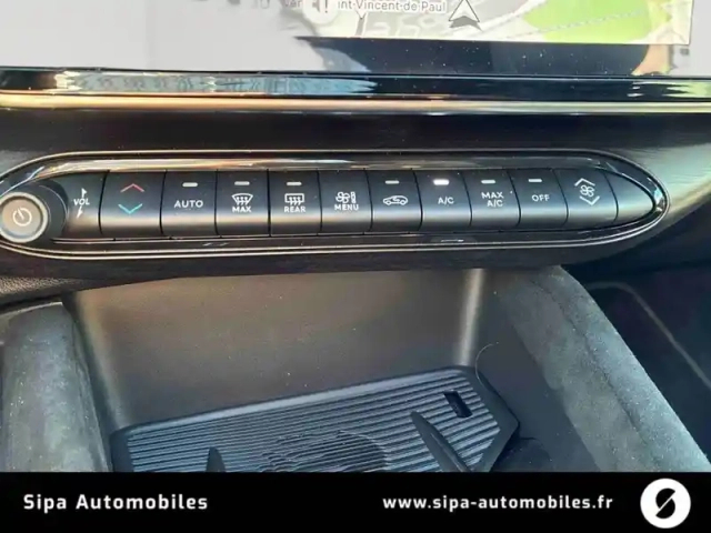 Alfa Romeo Junior 1.2 ibrida 145 ch e-dct6 — photo 17