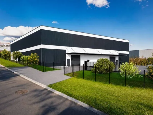 Entrepôt 1567 m²