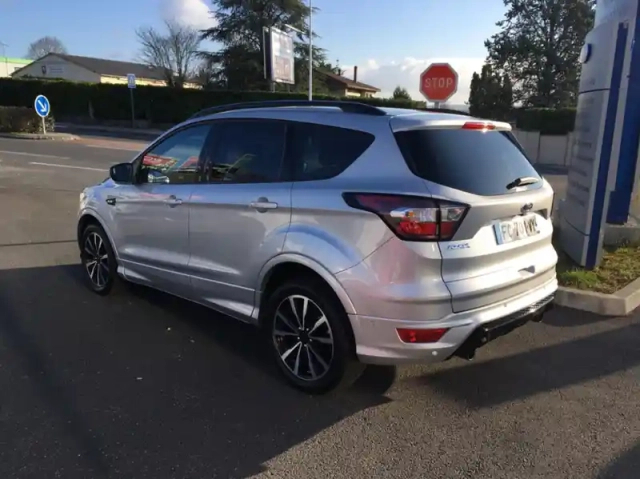 Ford Kuga 2.0 tdci 150ch stop&amp;start st-line black &amp; silver 4x2 euro6.2 — photo 13