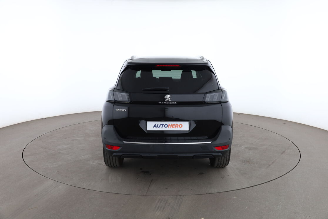 Peugeot 5008 1.5 Blue-HDi Allure — photo 4