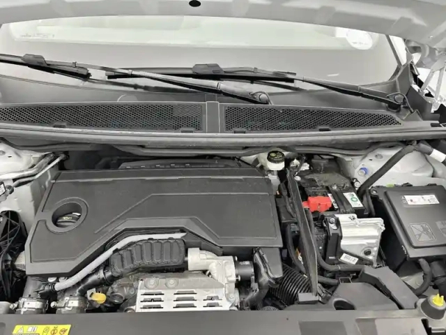 Peugeot 5008 hybrid 136 e-dcs6 — photo 53