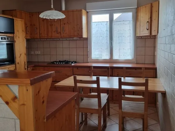 A louer maison de bourg 120m2