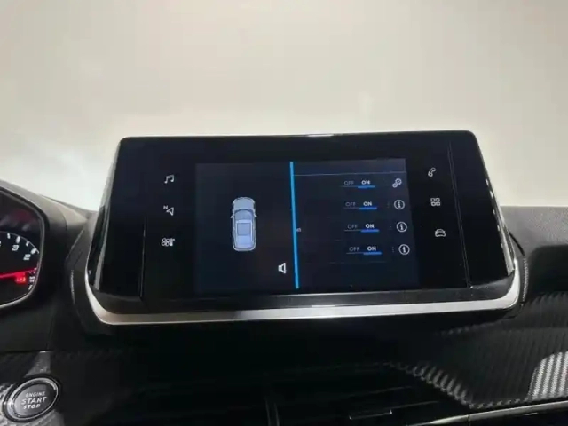 Peugeot 2008 1.2 130 s&amp;s allure gps radars carplay — photo 13
