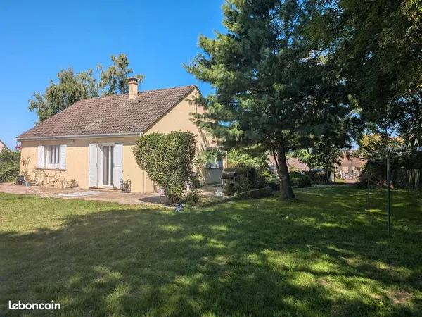 Maison au calme a michery