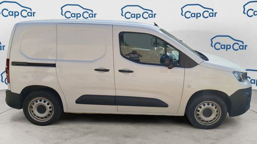Peugeot Partner vu 1.5 BlueHDi 130 EAT8 - Asphalt – 2022 – 59823 km – Diesel – Boîte Automatique — photo 4