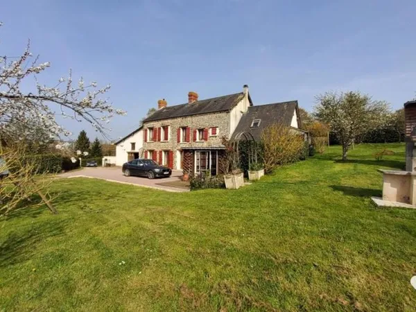 Maison 8 pièces 147 m²