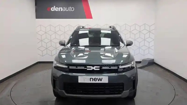 Dacia Bigster hybrid-g 150 4x4 — photo 8