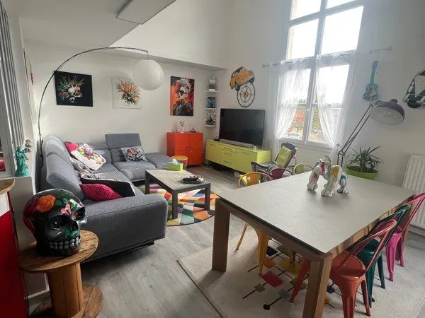 Appartement lumineux spacieux