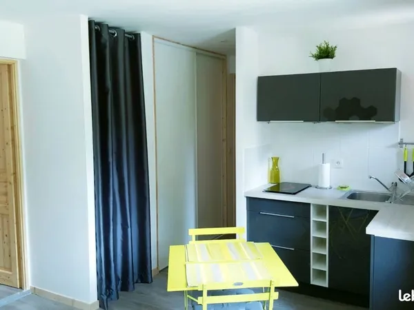Appartement T2 meublé - Résidence de standing avec piscine