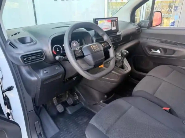 Fiat Doblo fg m 650kg bluehdi 100ch s&amp;s pack premium connect — photo 9