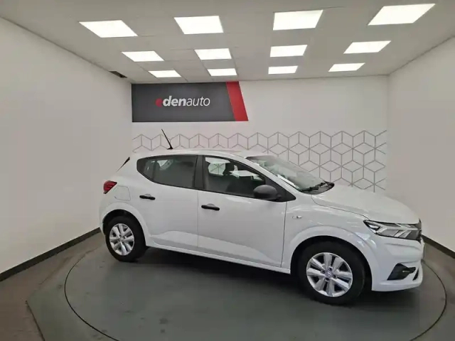 Dacia Sandero eco-g 100 — photo 7