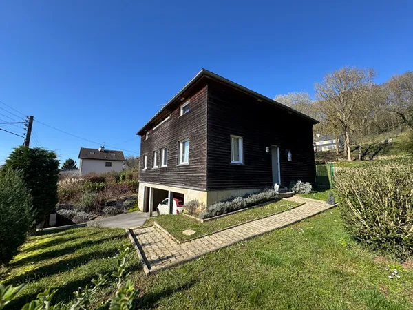 Maison structure bois de 172 m2 SH sur 1071 m2 de terrain quartier du Theux