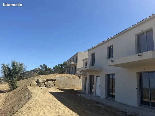 Studio 1 pièce 16 m²