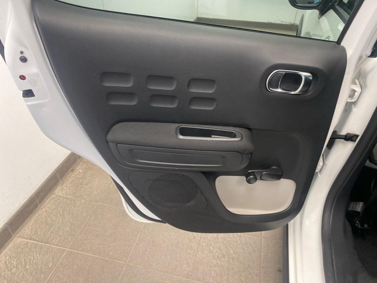 Citroën C3 puretech 83 s&s bvm5 shine — photo 21