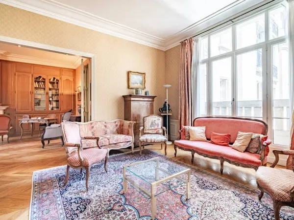 Neuilly - Bois - Voie Privée - Quatre chambres Belle hauteur sous plafond et quatre chambres