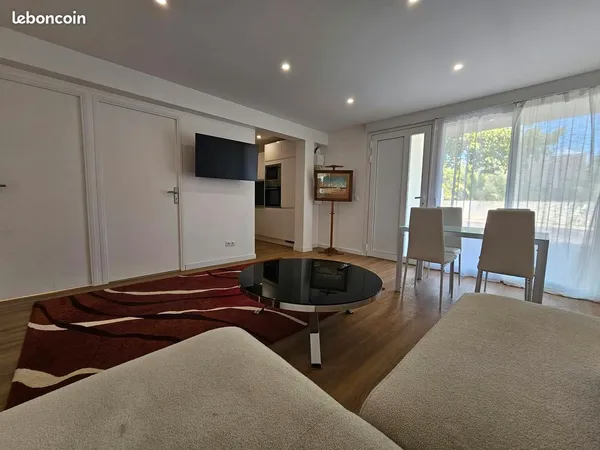 T3 meublé 50 m² avec jardin privatif - Bordeaux Caudéran