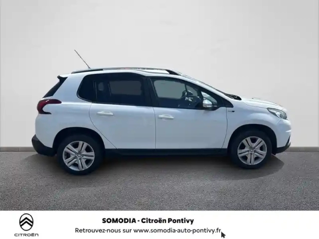 Peugeot 2008 1.2 puretech 82ch style — photo 4