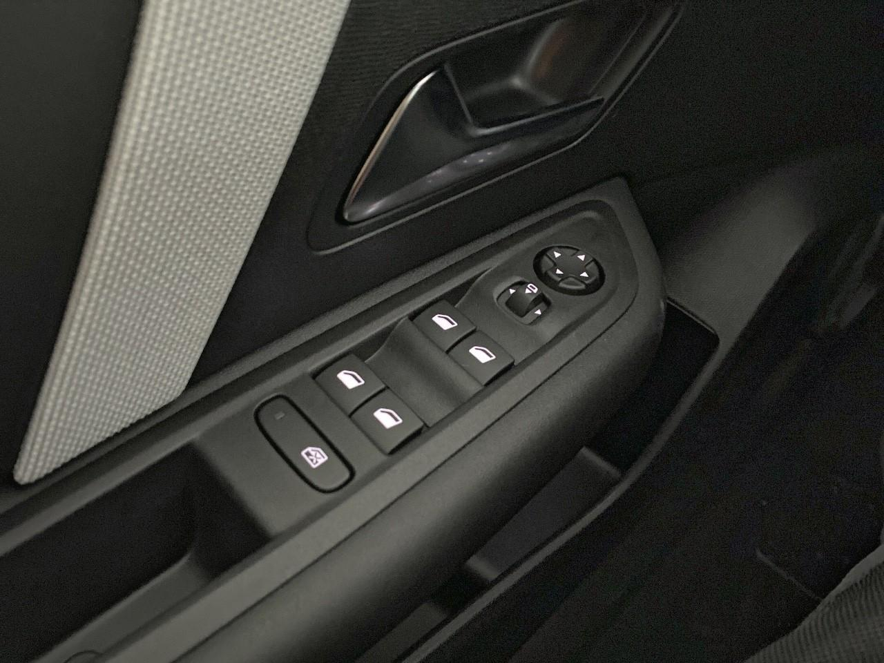 Citroën C4 hybride 145 ch e-dcs6 max — photo 20