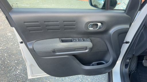 Citroen C3 Aircross 1.2 PureTech 110 - Shine – 2019 – 65417 km – Essence – Boîte Manuelle — photo 31