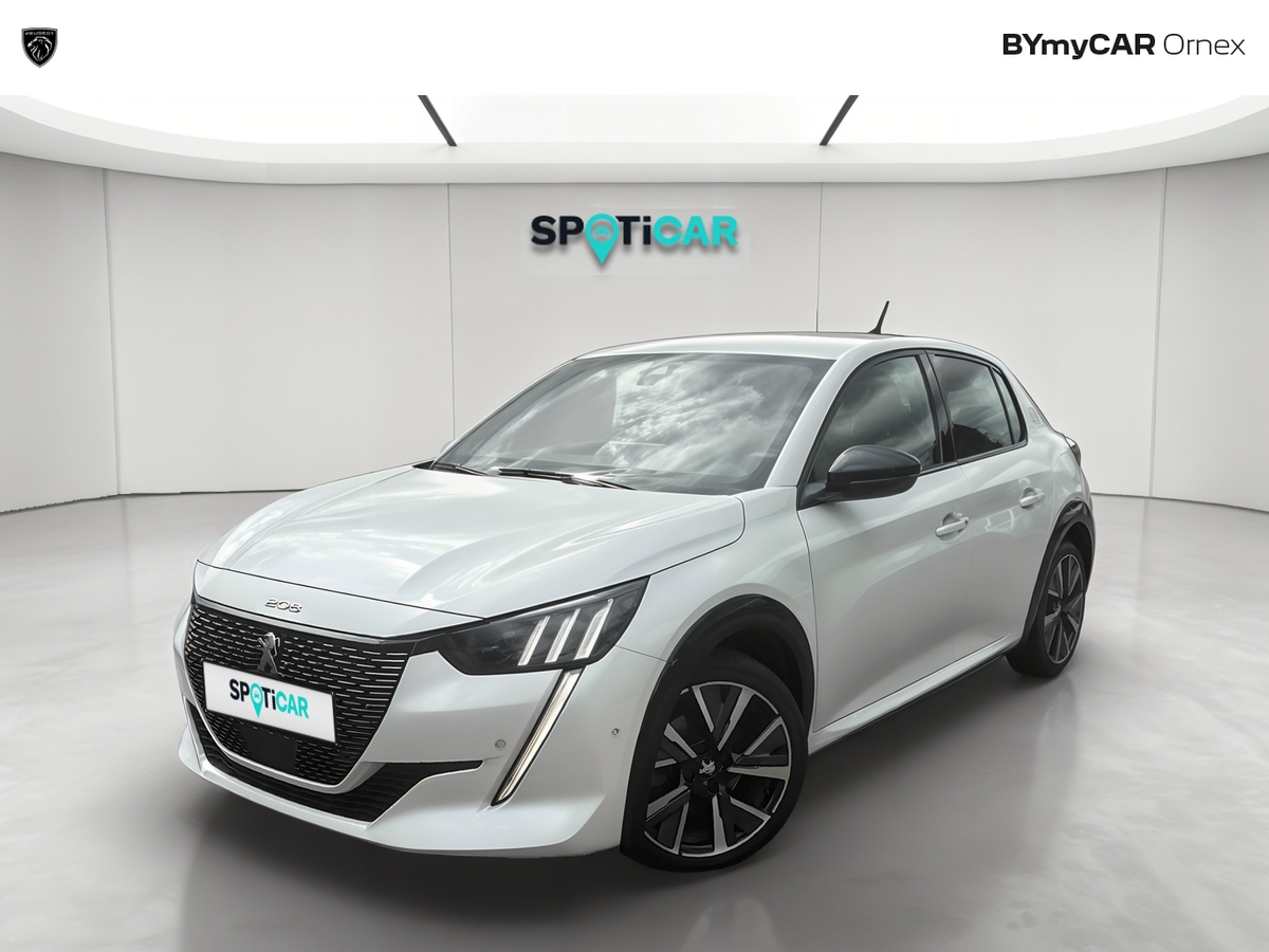 Peugeot 208 PureTech 100 S&amp;S EAT8 — photo 1