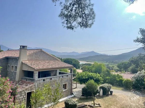 Maison 7 pièces 138 m²